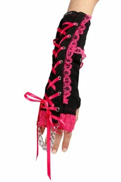 Tripp Lolita Lace And Chain Arm Warmers [Black/Pink]
