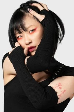 Elvyne Gloves 5 Elvyne Gloves -Goth Accessories Sales ELVYNE GLOVES W D x1600 14a4dcca 933b 4856 bb0d 9896af43af89 1800x1800