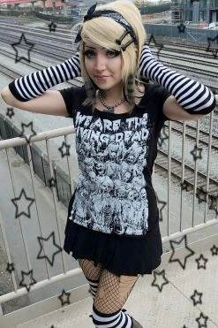 Emo Striped Arm Warmers [Black/White] -Goth Accessories Sales Zombie Tee 1800x1800