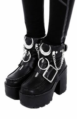 Iron Moon Shoe Cuffs -Goth Accessories Sales eng pl Black gothic Moon Ankle bracelets for gothic shoes IRON MOON CUFFS 1749 3 1800x1800