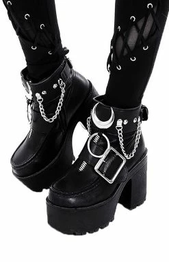 Iron Moon Shoe Cuffs -Goth Accessories Sales eng pl Black gothic Moon Ankle bracelets for gothic shoes IRON MOON CUFFS 1749 4 1800x1800