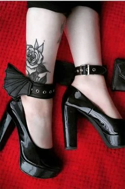 Batwing Shoe Cuffs -Goth Accessories Sales rfrtfddf 1800x1800
