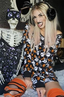 Wretched Soul Distress Socks [BLACK/ORANGE] -Goth Accessories Sales sgfgdgdf 1800x1800